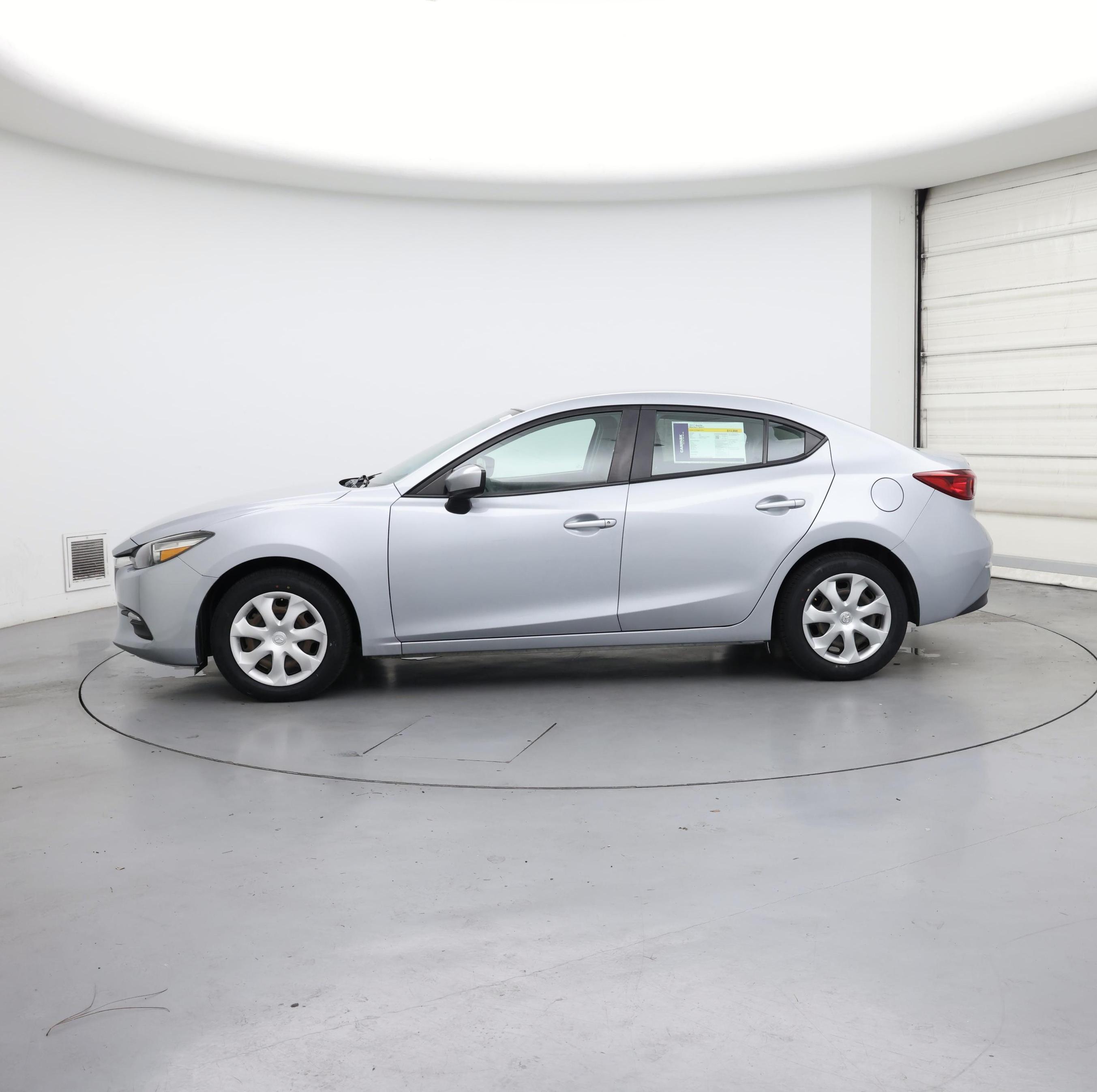 Thumbnail: 2017 Mazda Mazda3 - 3