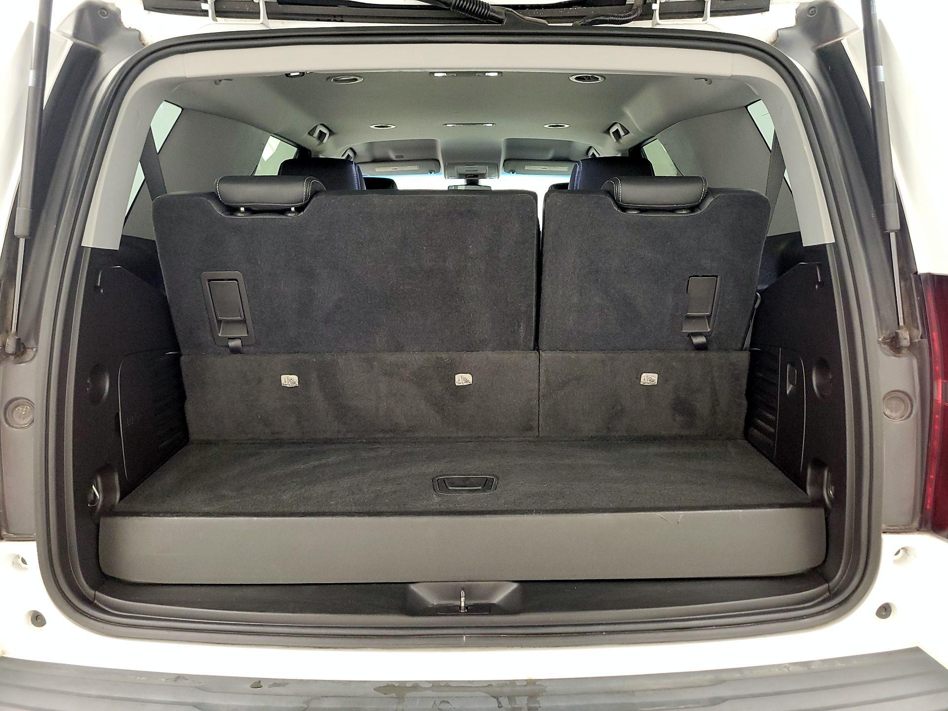Thumbnail: 2019 Chevrolet Tahoe - 20