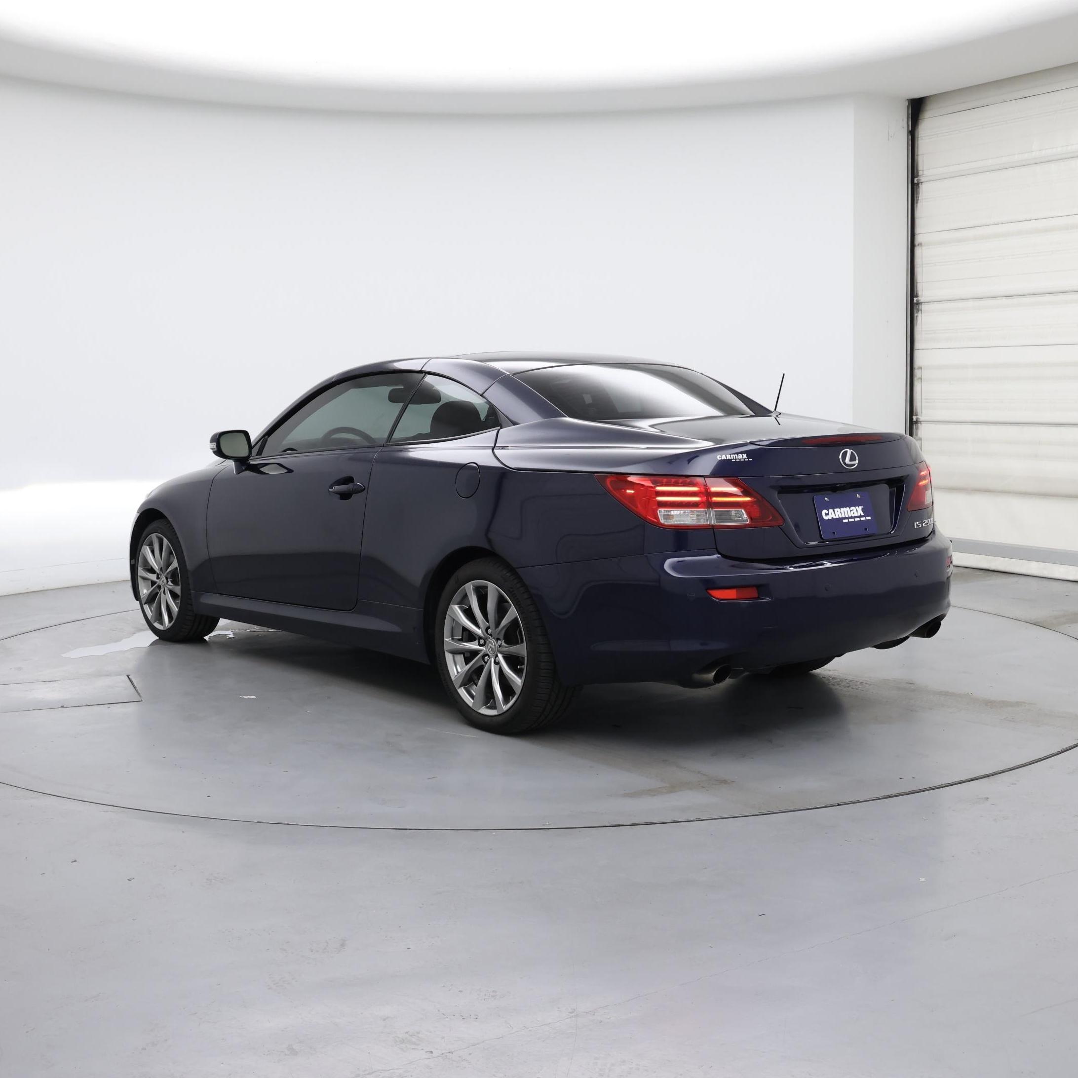 Thumbnail: 2015 Lexus IS - 2