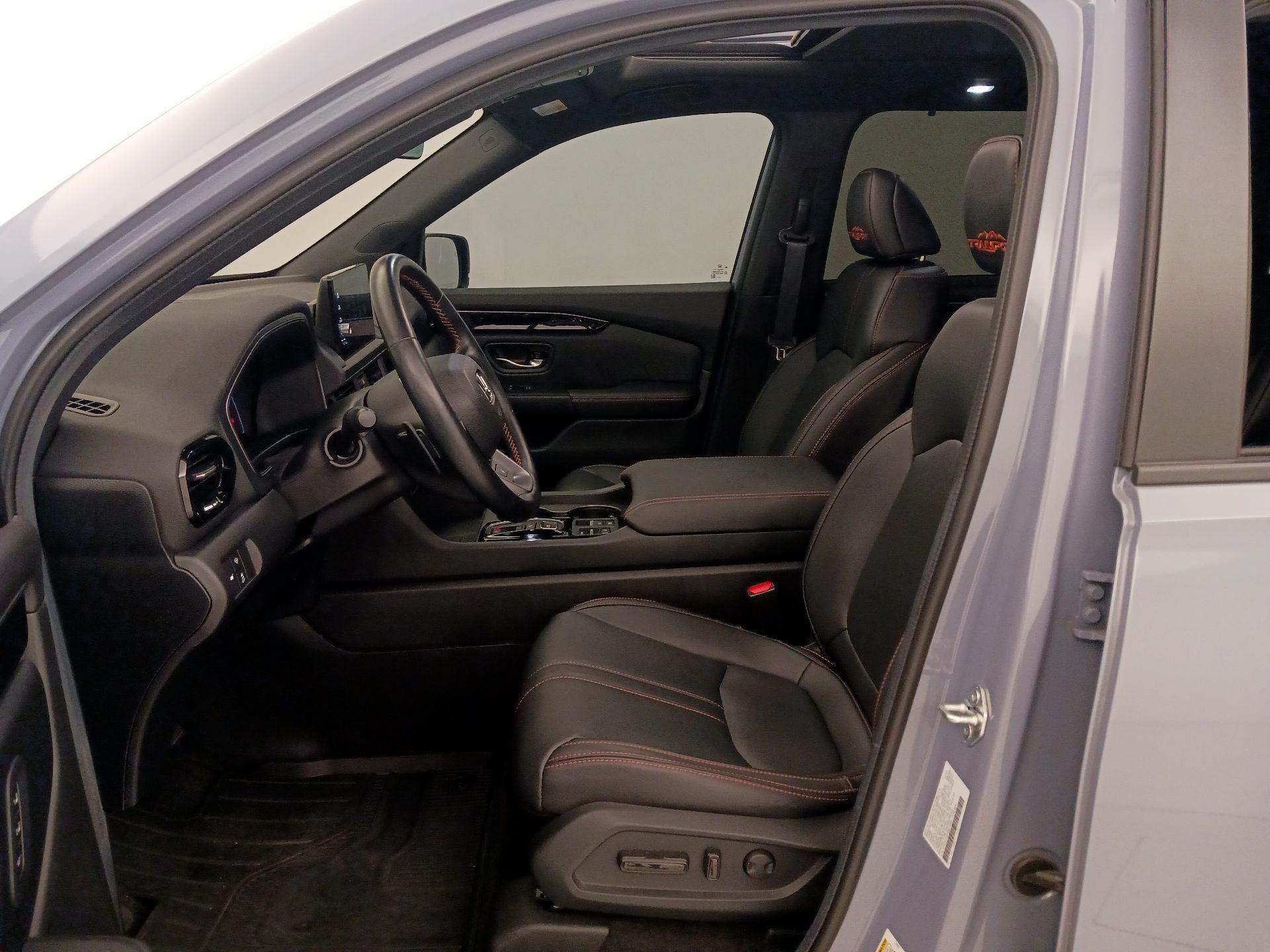 Thumbnail: 2024 Honda Pilot - 11