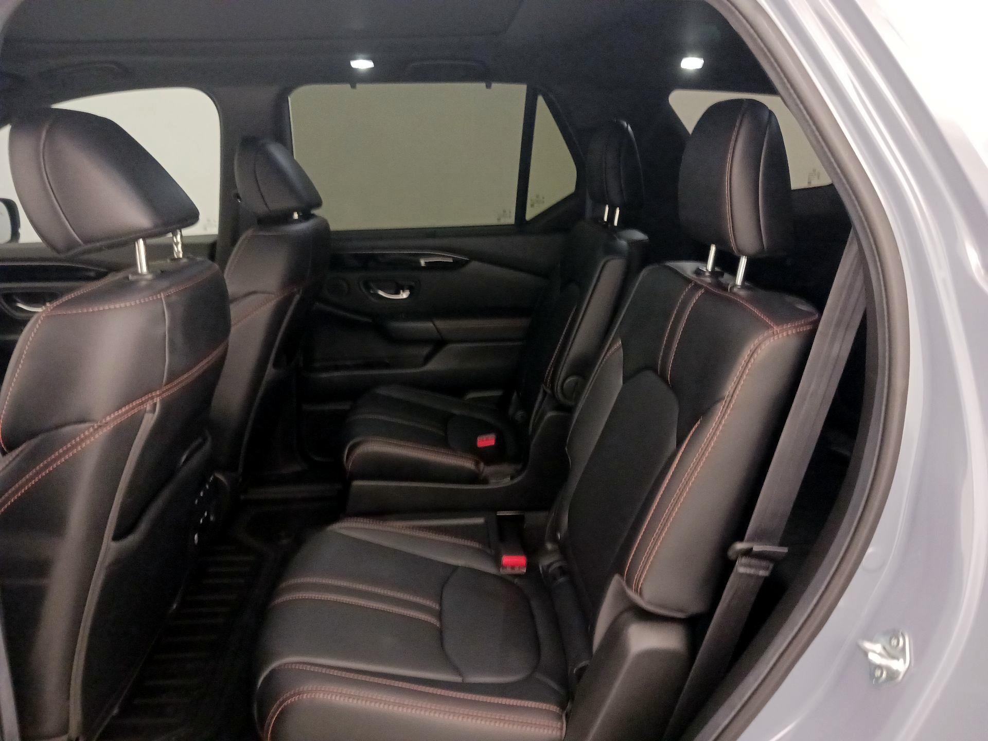 Thumbnail: 2024 Honda Pilot - 20