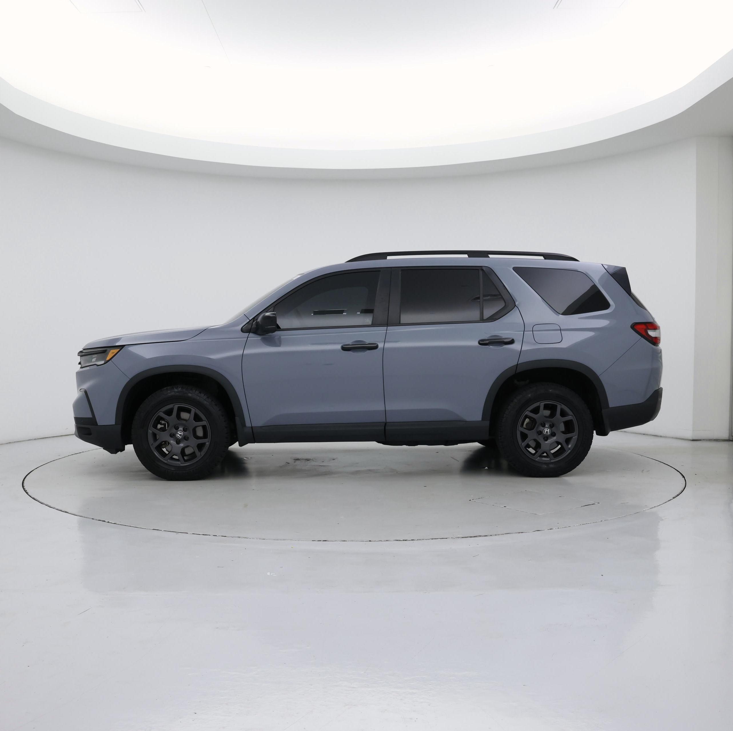 Thumbnail: 2024 Honda Pilot - 3