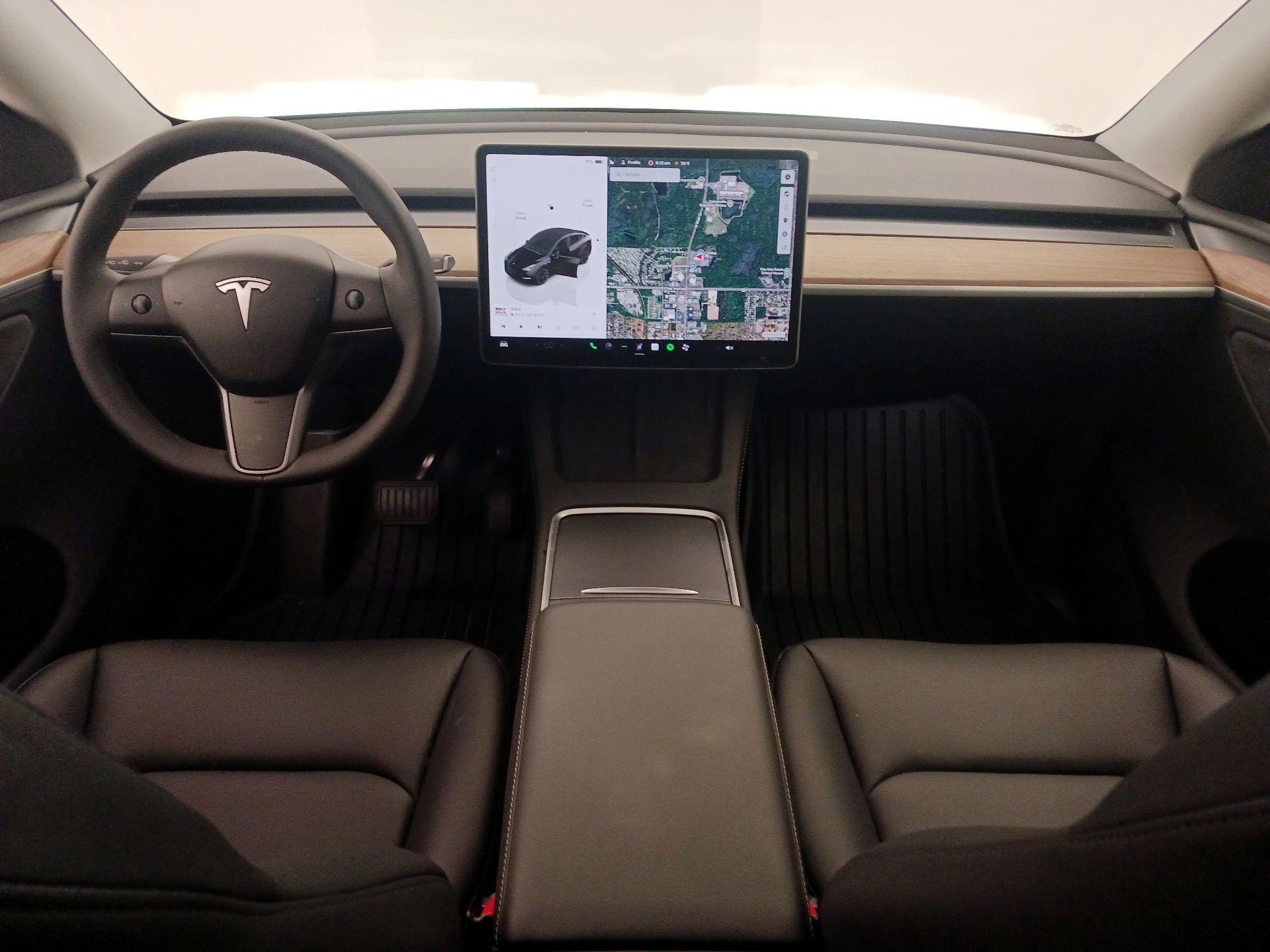 Thumbnail: 2024 Tesla Model Y - 9
