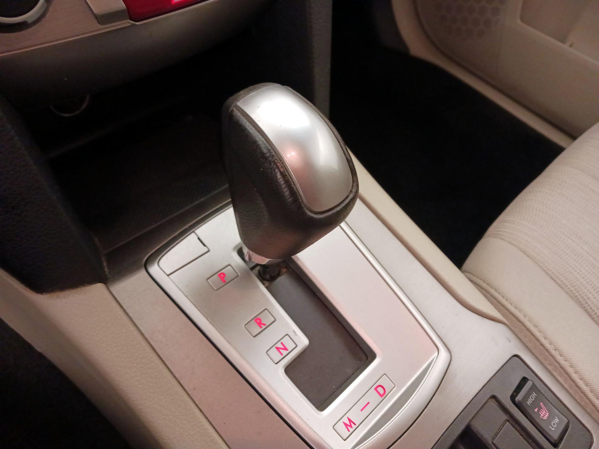 Thumbnail: 2014 Subaru Outback - 16