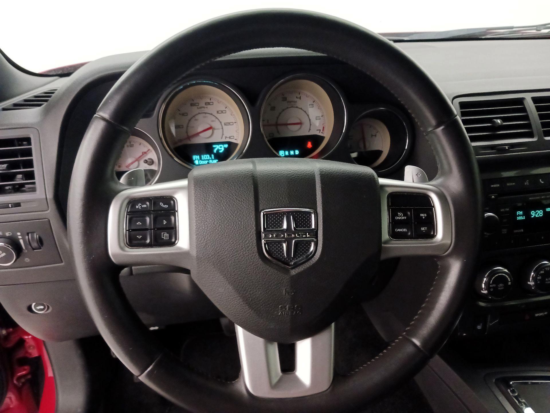 Thumbnail: 2014 Dodge Challenger - 10