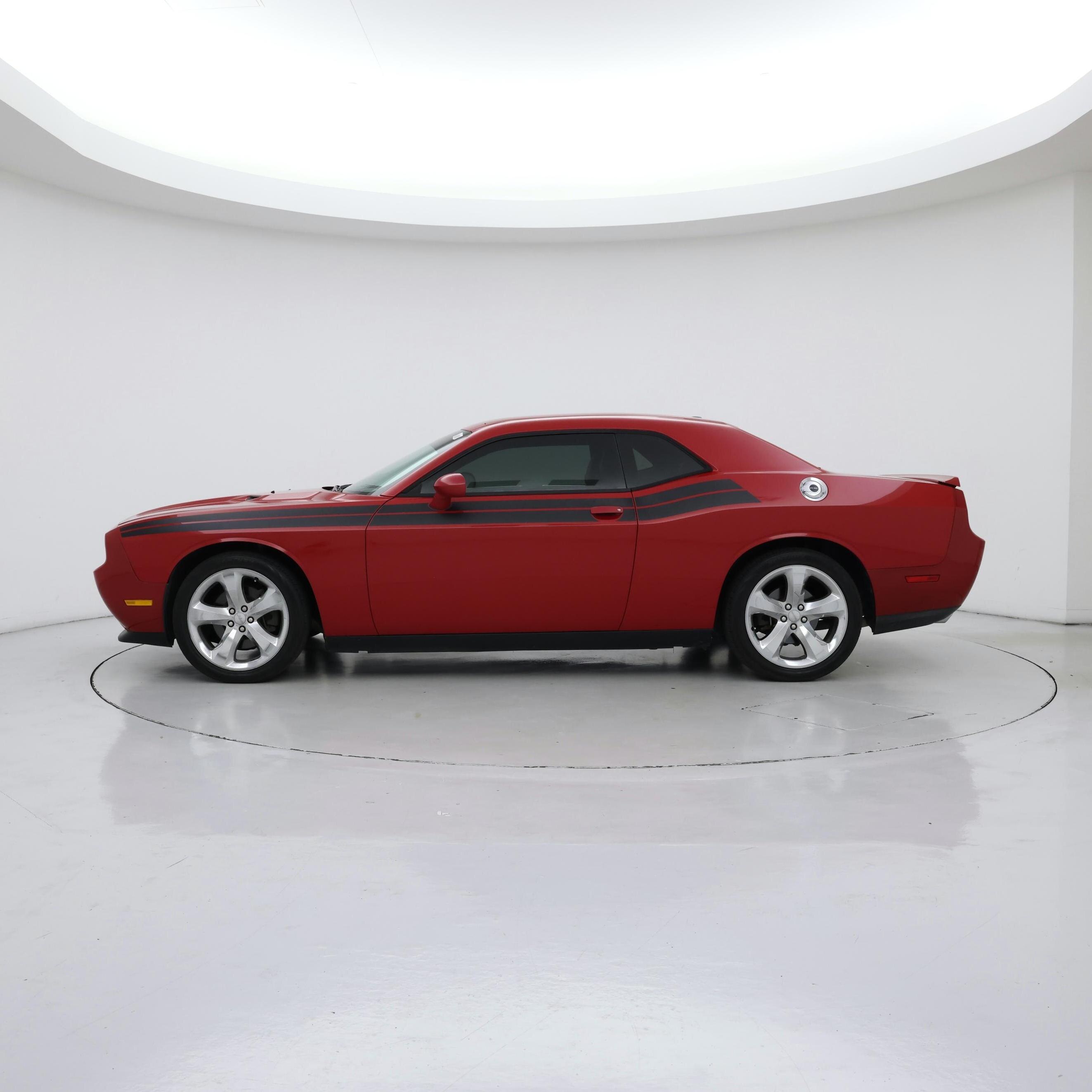 Thumbnail: 2014 Dodge Challenger - 3