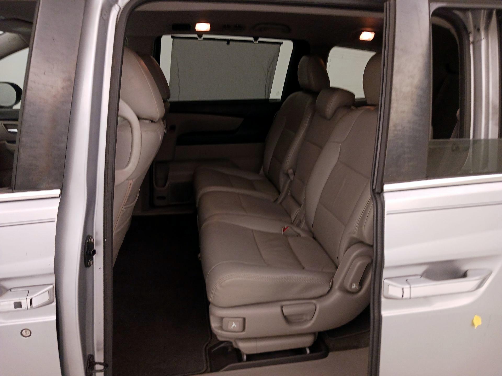 Thumbnail: 2016 Honda Odyssey - 19
