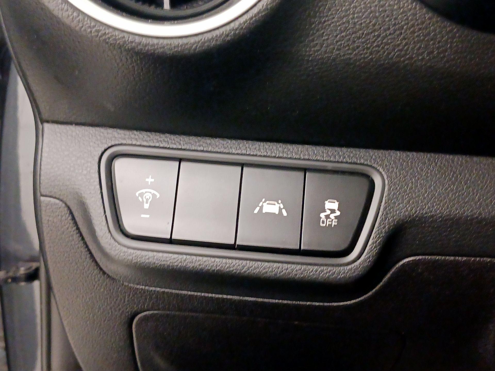 Thumbnail: 2019 Kia Forte - 13