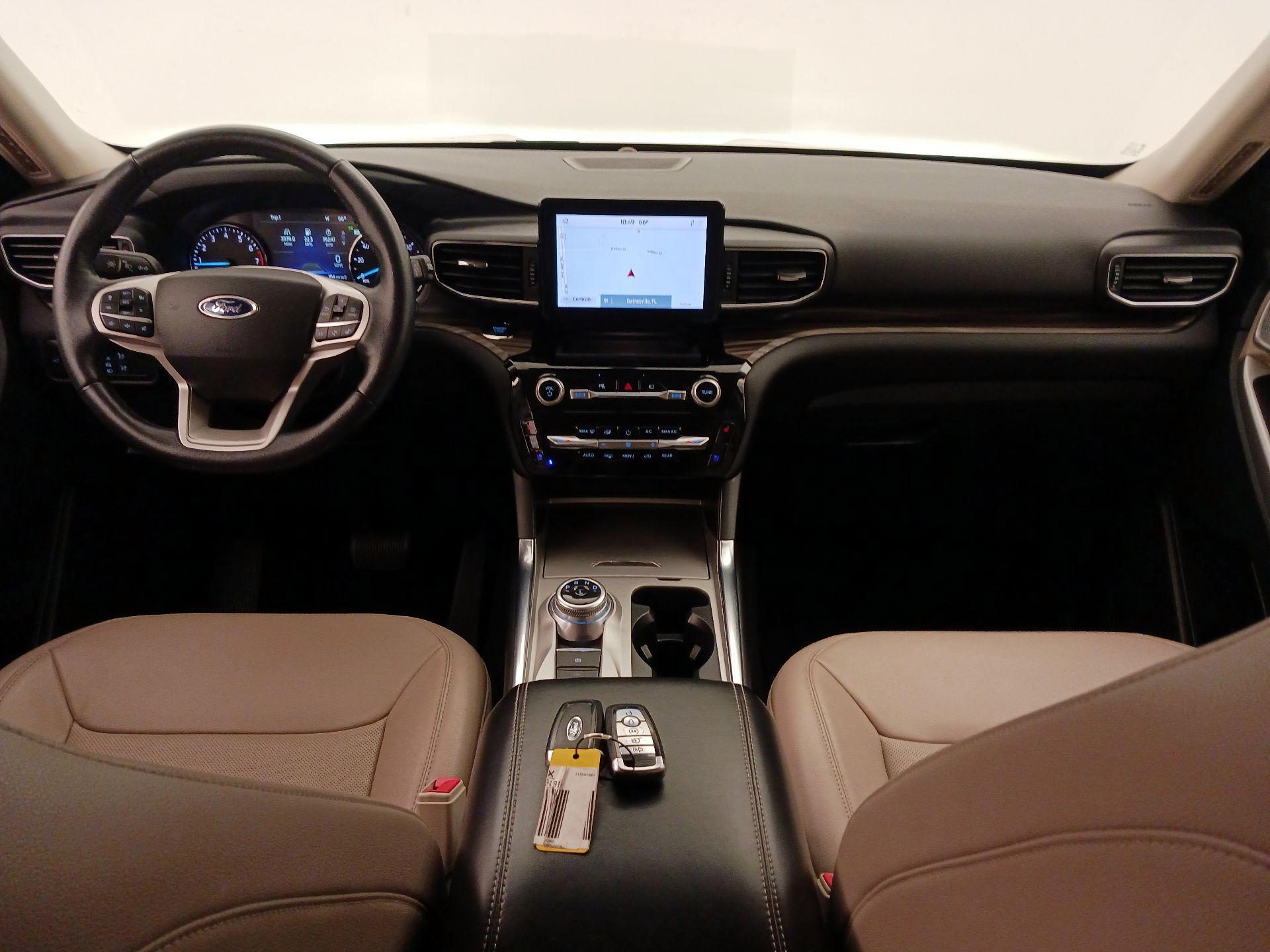 Thumbnail: 2022 Ford Explorer - 9