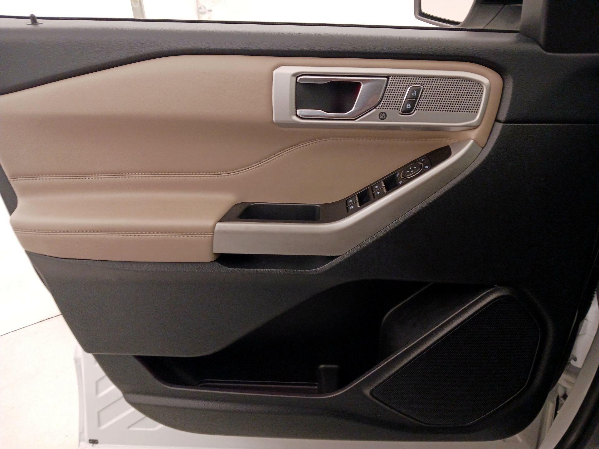 Thumbnail: 2022 Ford Explorer - 12