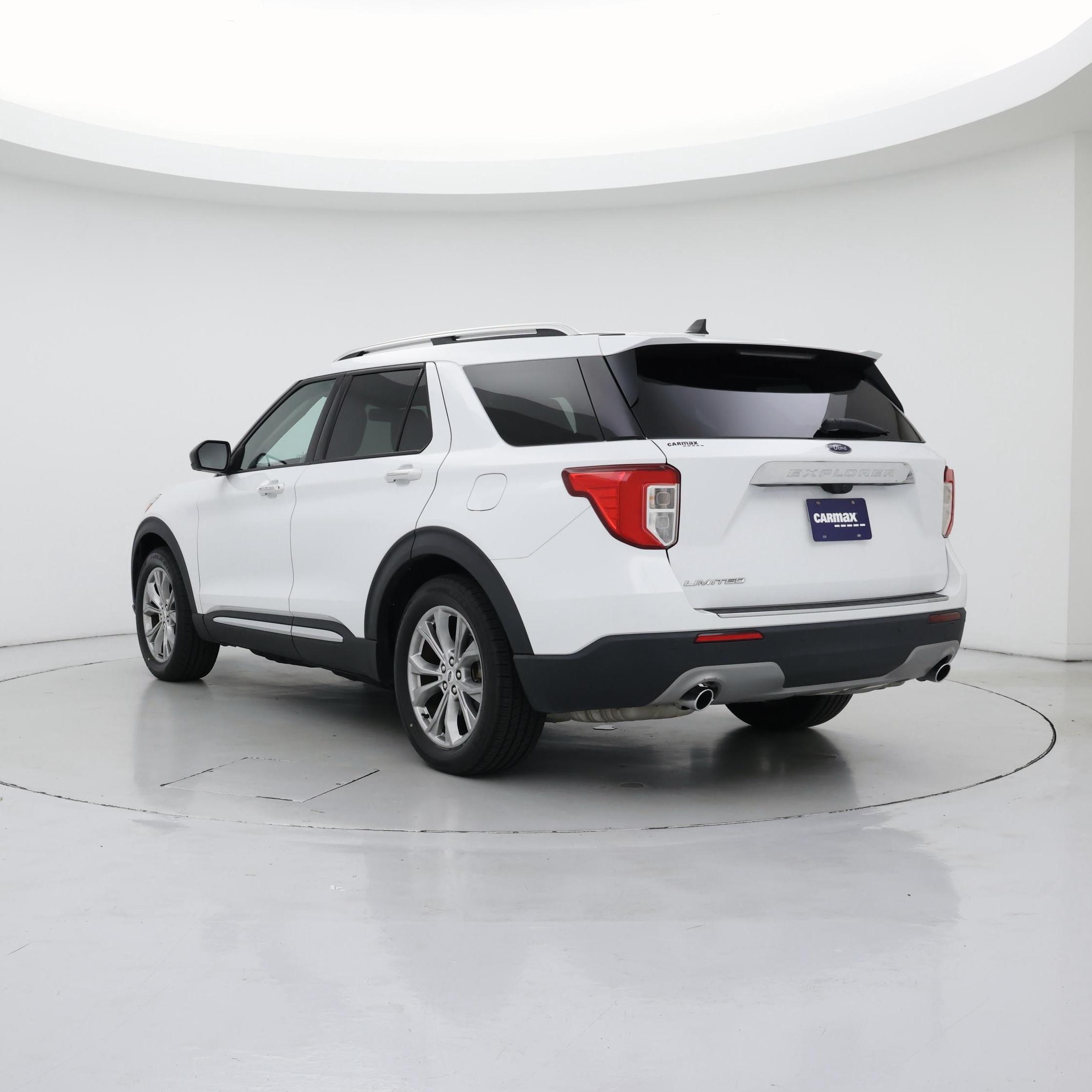 Thumbnail: 2022 Ford Explorer - 2