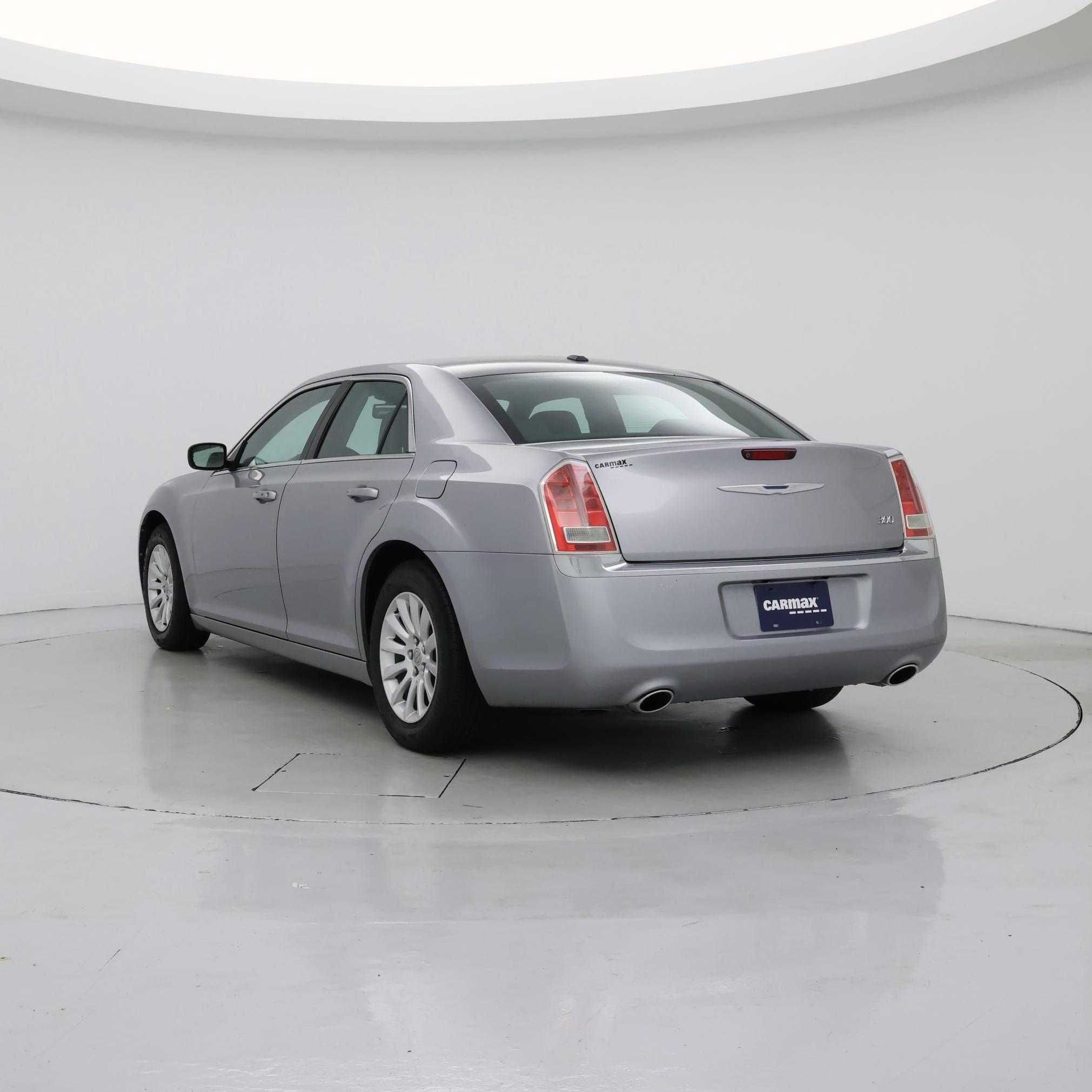 Thumbnail: 2014 Chrysler 300 - 2