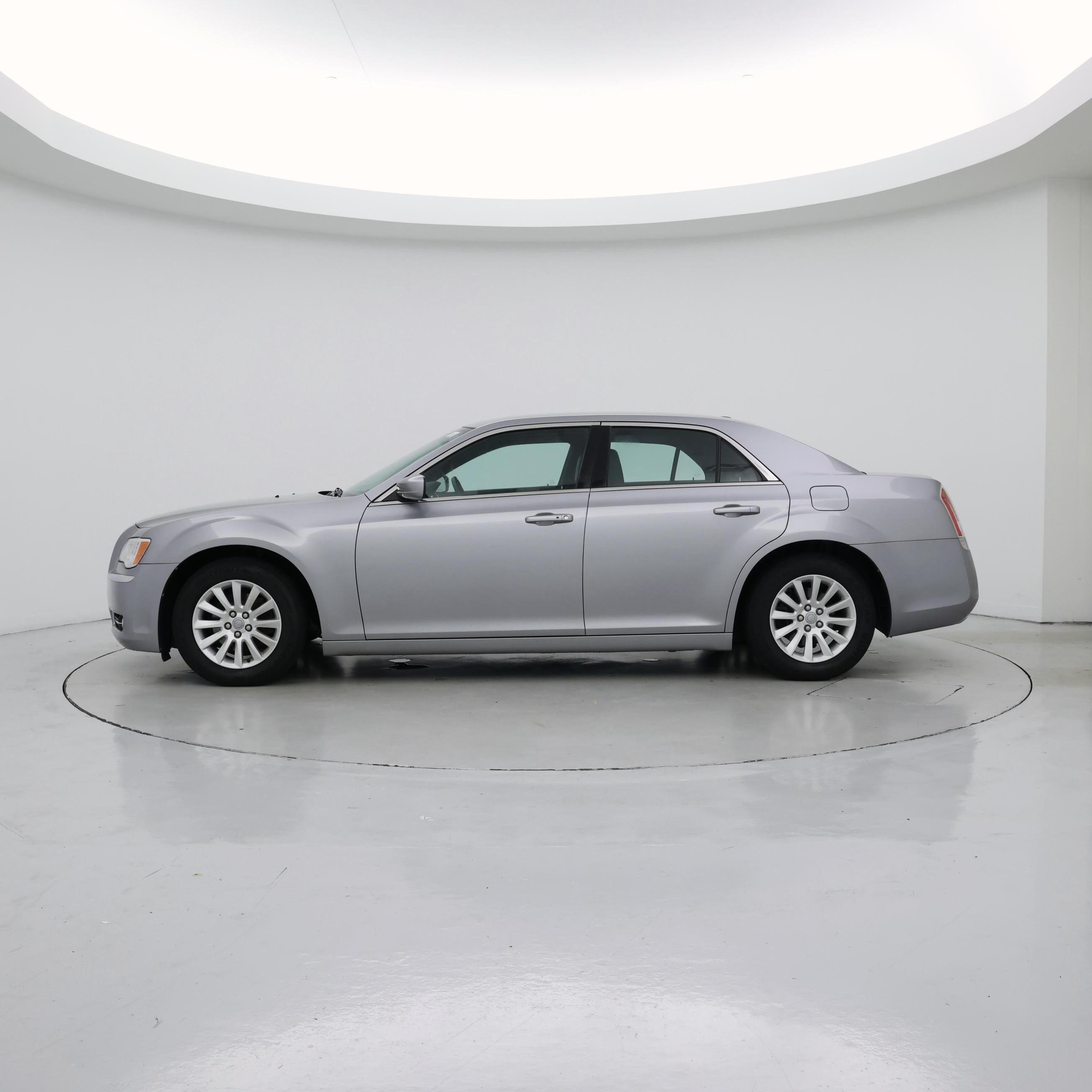 Thumbnail: 2014 Chrysler 300 - 3