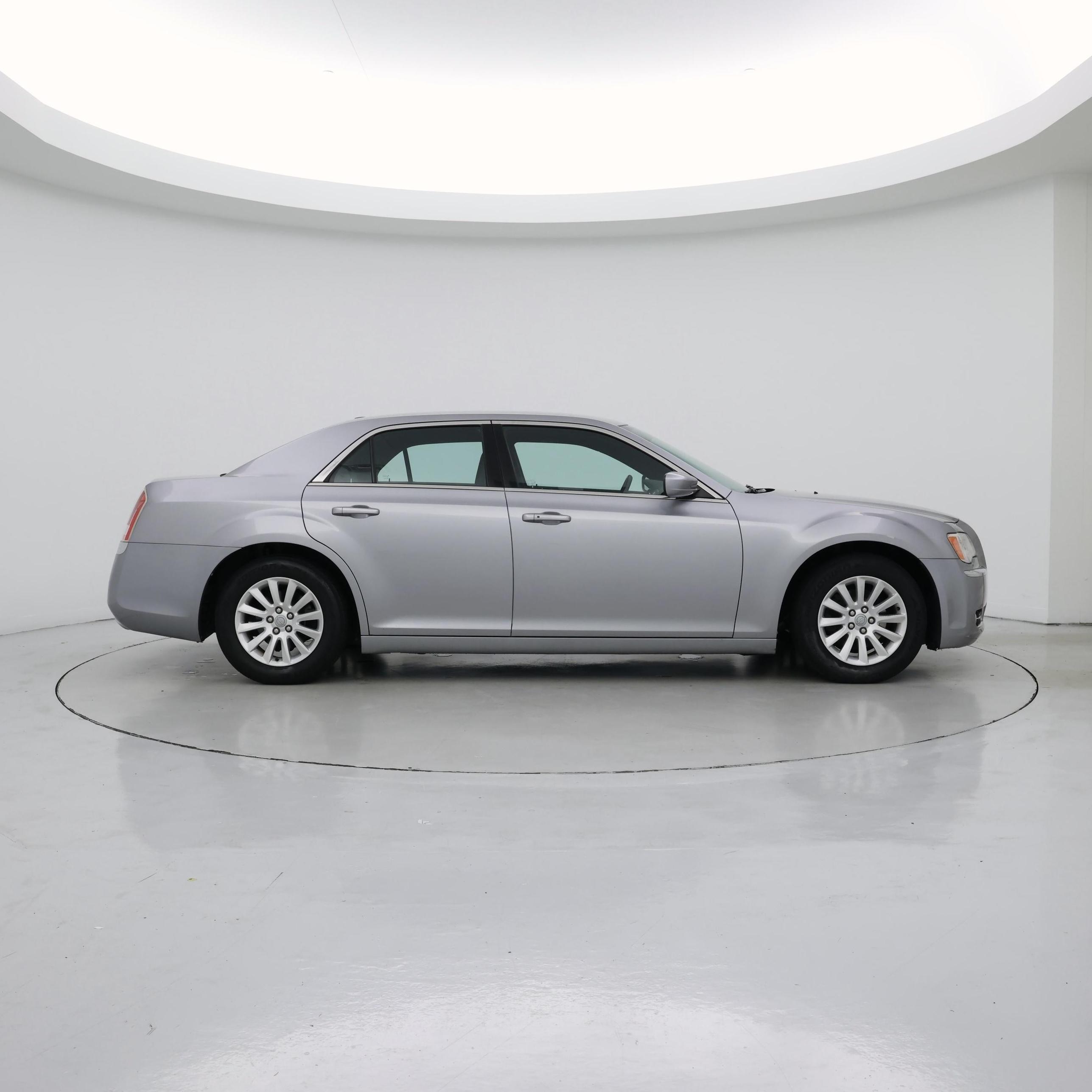 Thumbnail: 2014 Chrysler 300 - 7