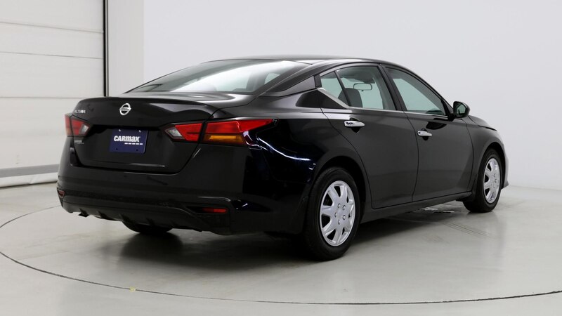 2021 Nissan Altima S 8