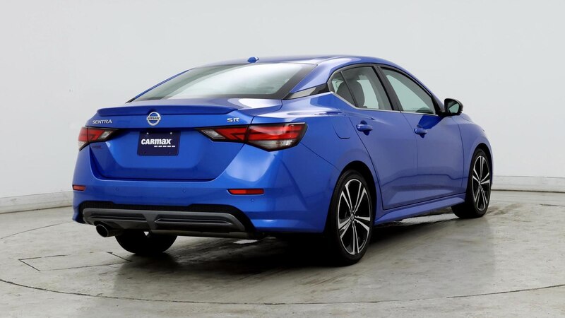 2022 Nissan Sentra SR 8