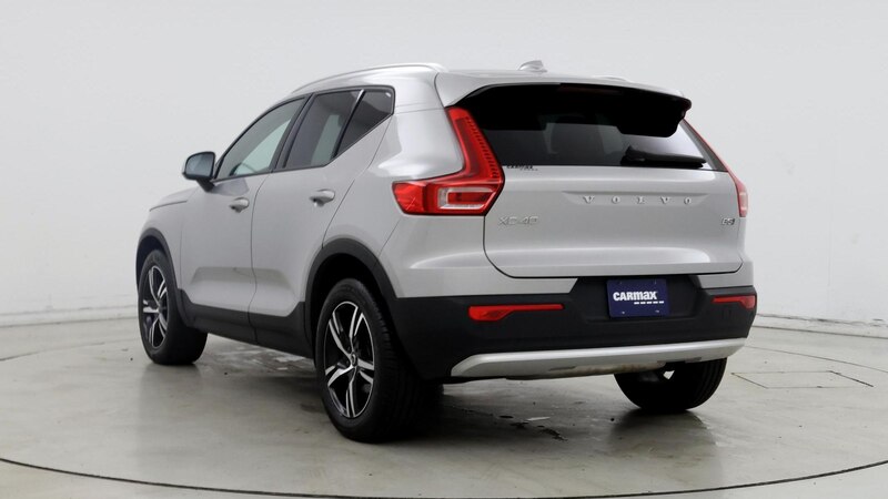 2023 Volvo XC40 B5 Core 2