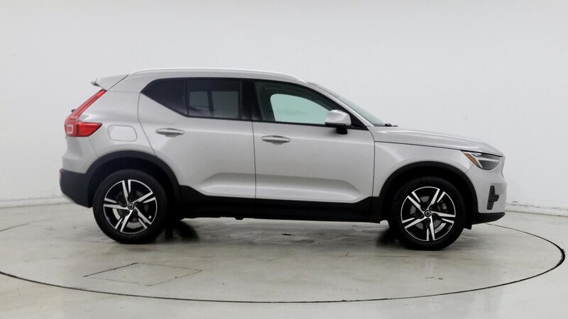 2023 Volvo XC40 B5 Core 7