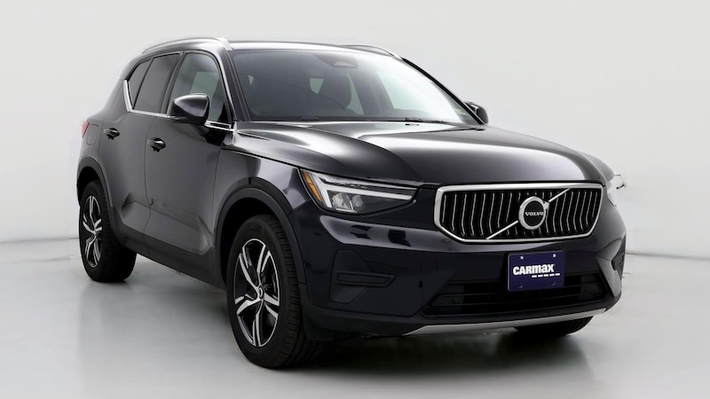 2024 Volvo XC40 B5 Core Hero Image