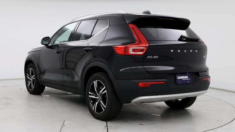 2024 Volvo XC40 B5 Core 2