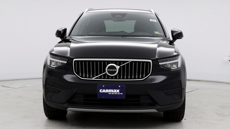 2024 Volvo XC40 B5 Core 5