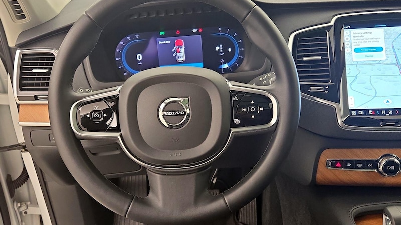 2024 Volvo XC90 B5 Plus 10