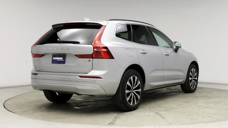 2023 Volvo XC60 B5 Core 8