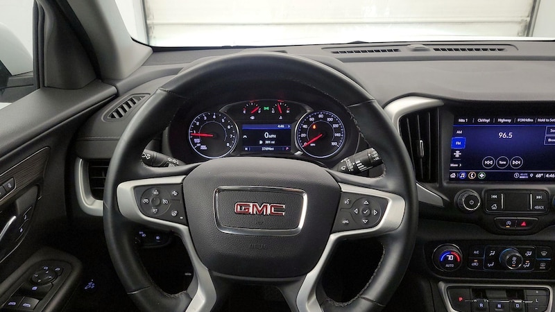 2023 GMC Terrain SLT 10