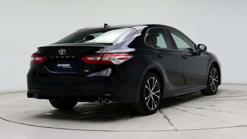 2020 Toyota Camry SE 8