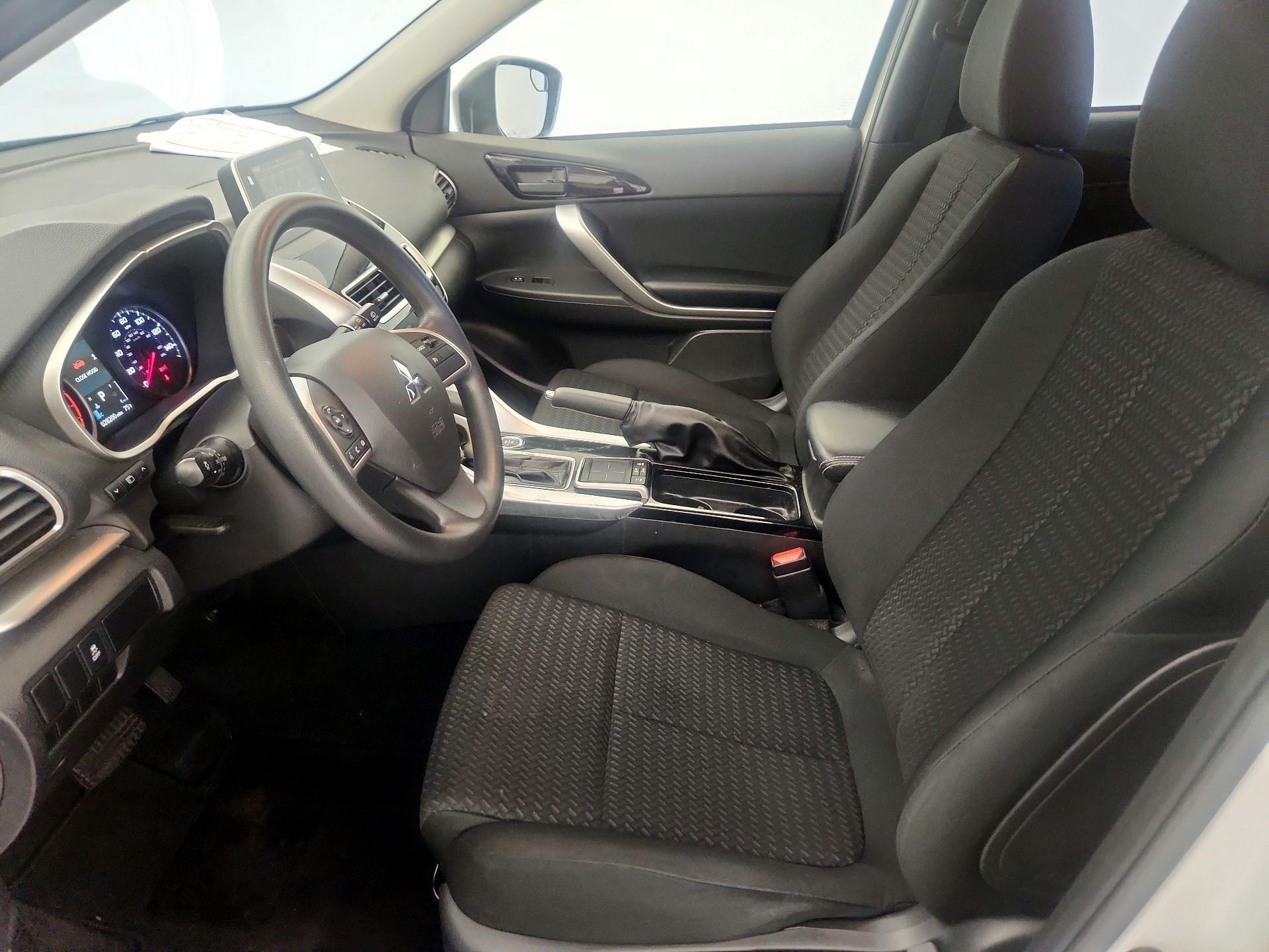 Thumbnail: 2019 Mitsubishi Eclipse Cross - 11