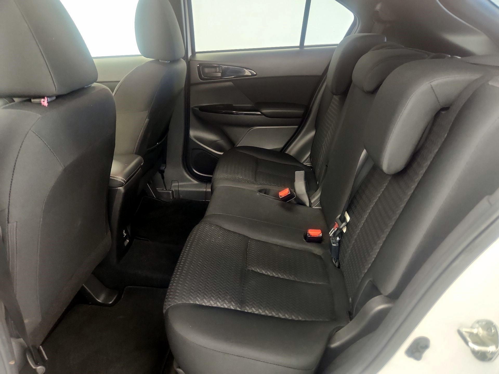 Thumbnail: 2019 Mitsubishi Eclipse Cross - 19