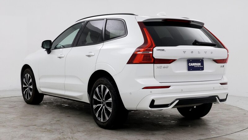 2024 Volvo XC60 B5 Plus 2