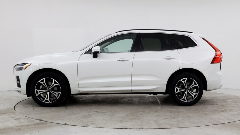 2022 Volvo XC60 B5 Momentum 3