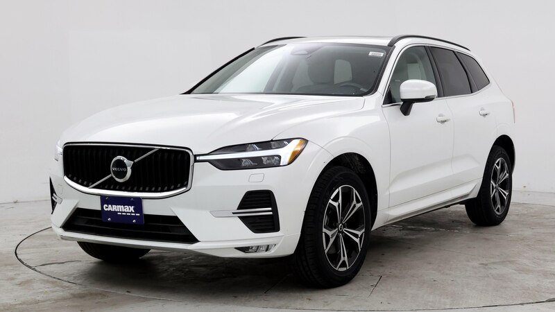 2022 Volvo XC60 B5 Momentum 4