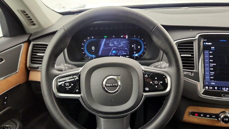 2023 Volvo XC90 B6 Core 10