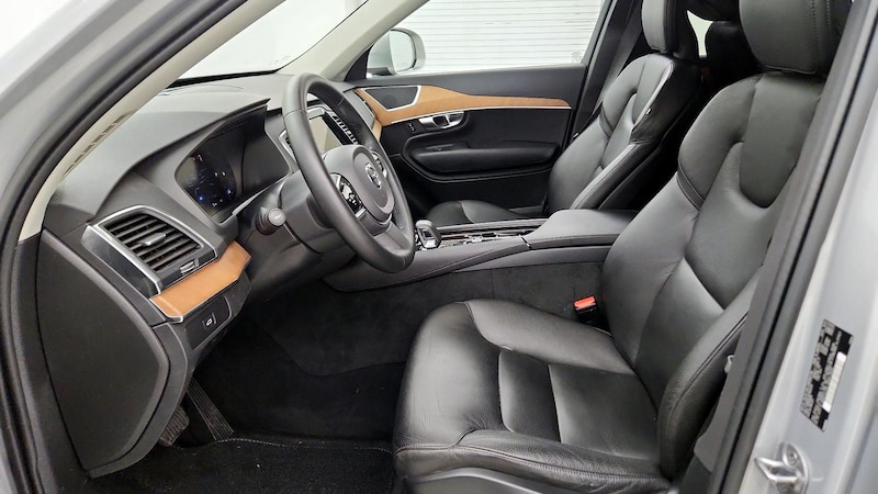 2023 Volvo XC90 B6 Core 11