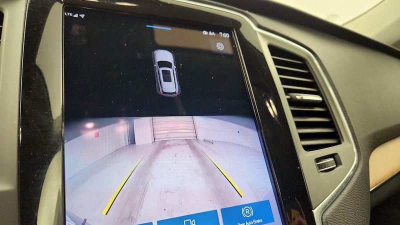 2023 Volvo XC90 B6 Core 14