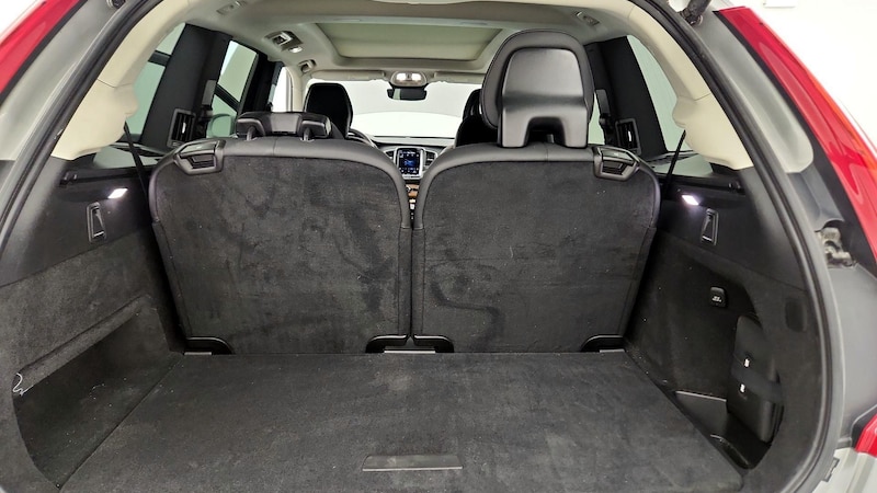 2023 Volvo XC90 B6 Core 21