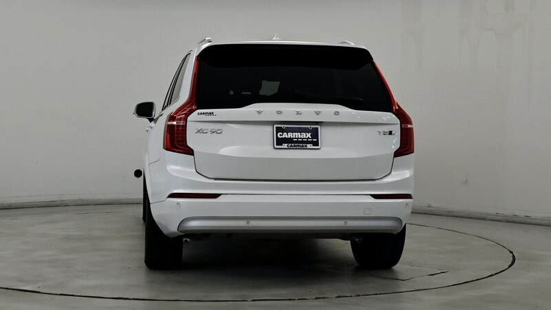 2022 Volvo XC90 T5 Momentum 6