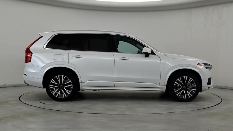 2022 Volvo XC90 T5 Momentum 7