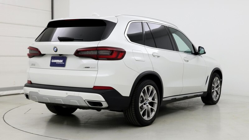 2022 BMW X5 xDrive40i 8