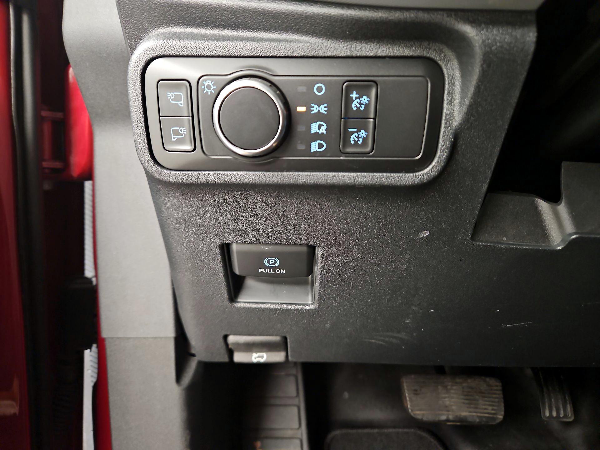 Thumbnail: 2021 Ford Bronco - 13