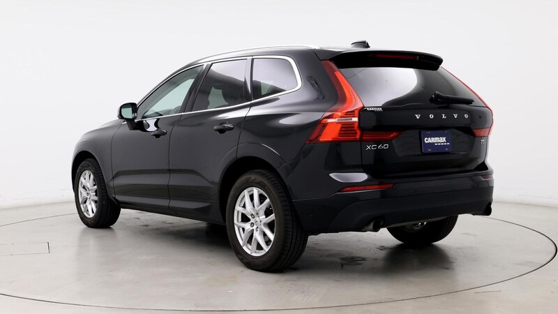 2021 Volvo XC60 T5 Momentum 2