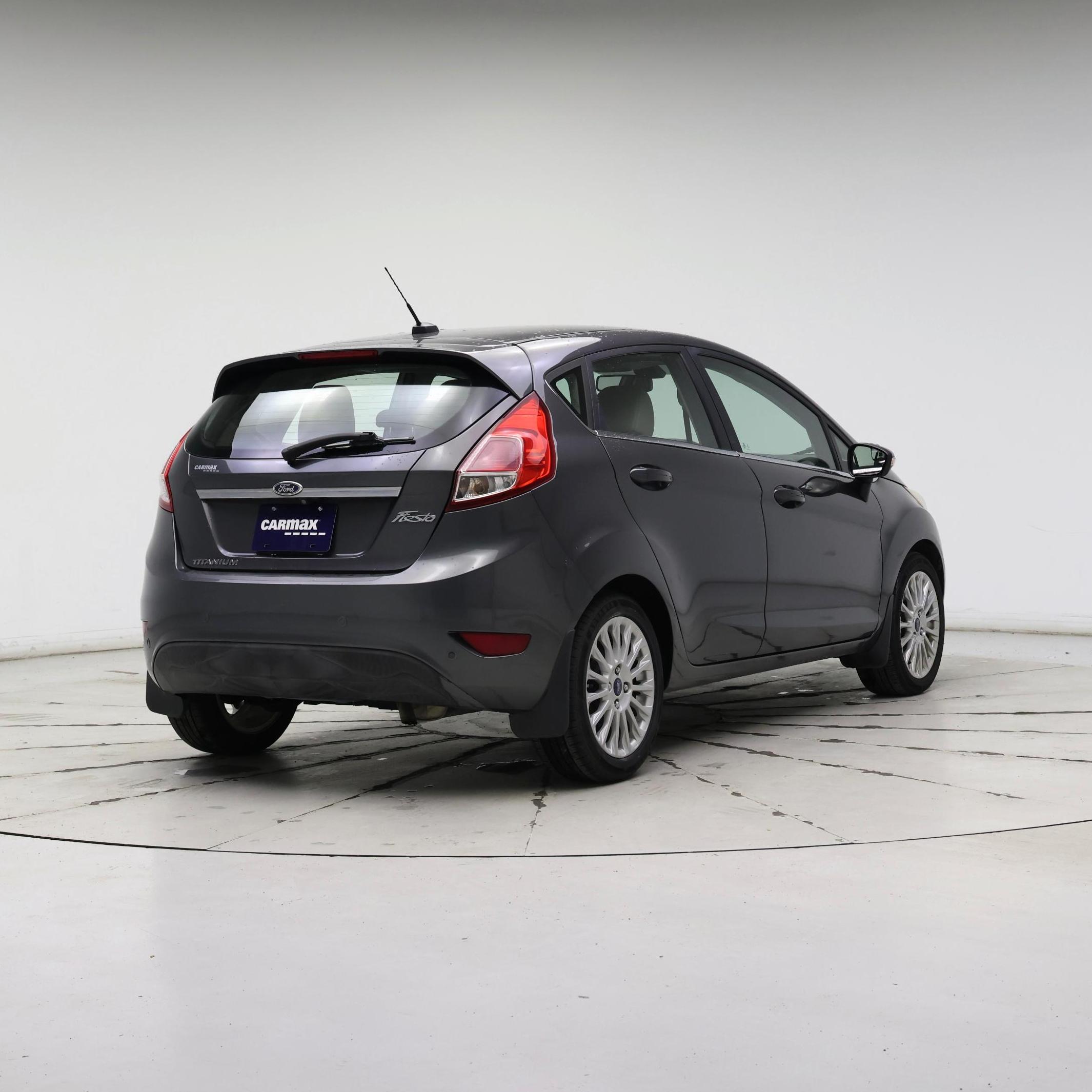 Thumbnail: 2015 Ford Fiesta - 8