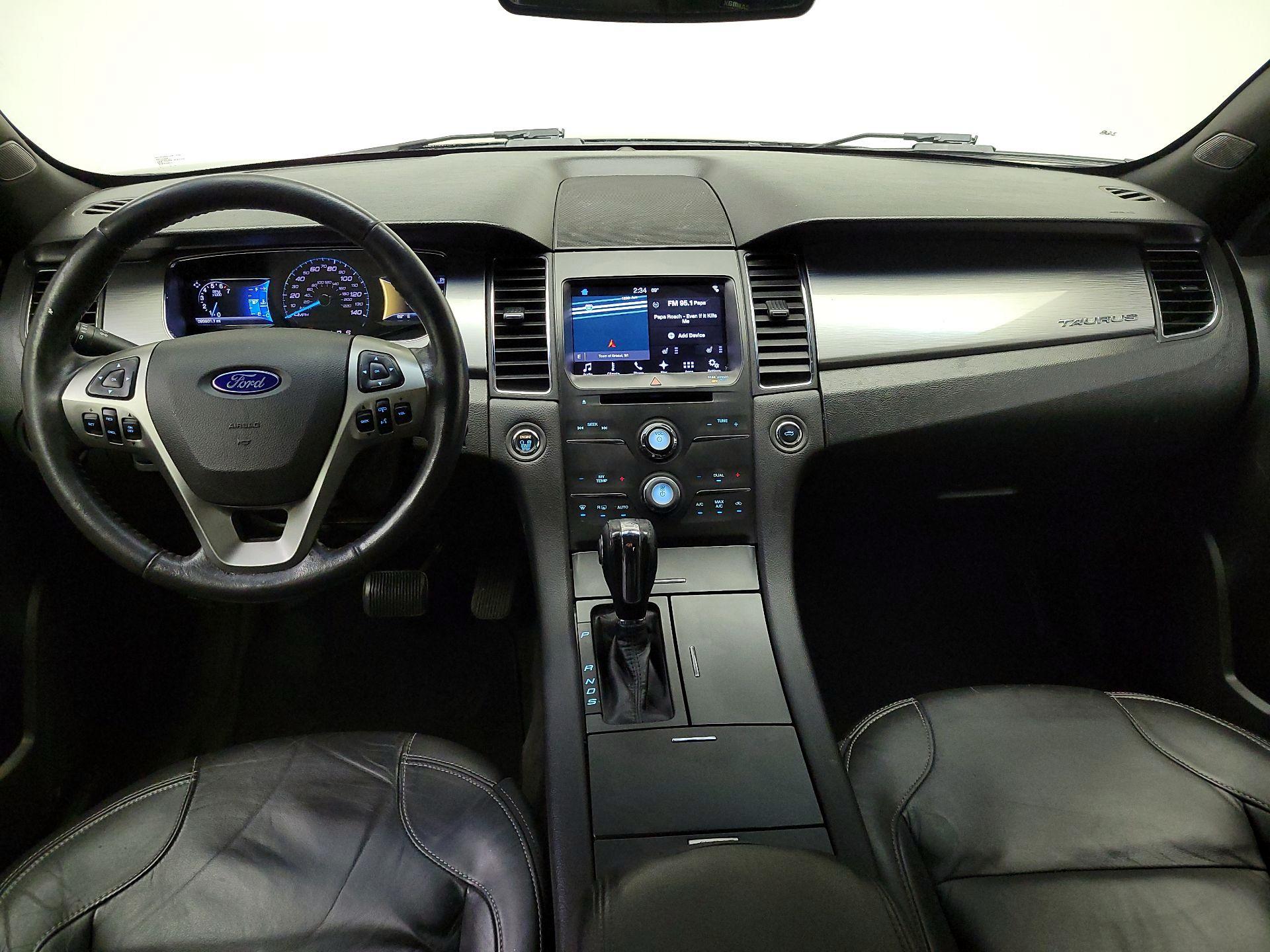 Thumbnail: 2016 Ford Taurus - 9