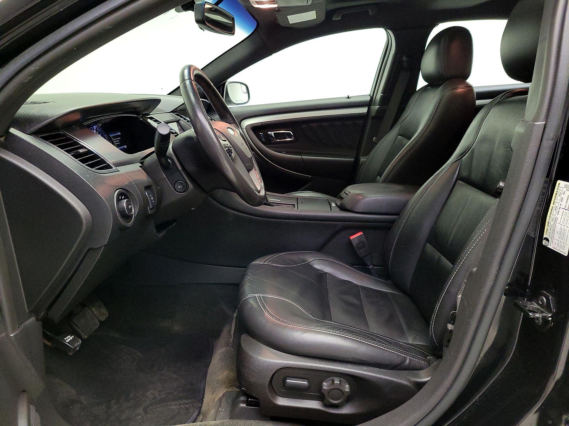 Thumbnail: 2016 Ford Taurus - 11