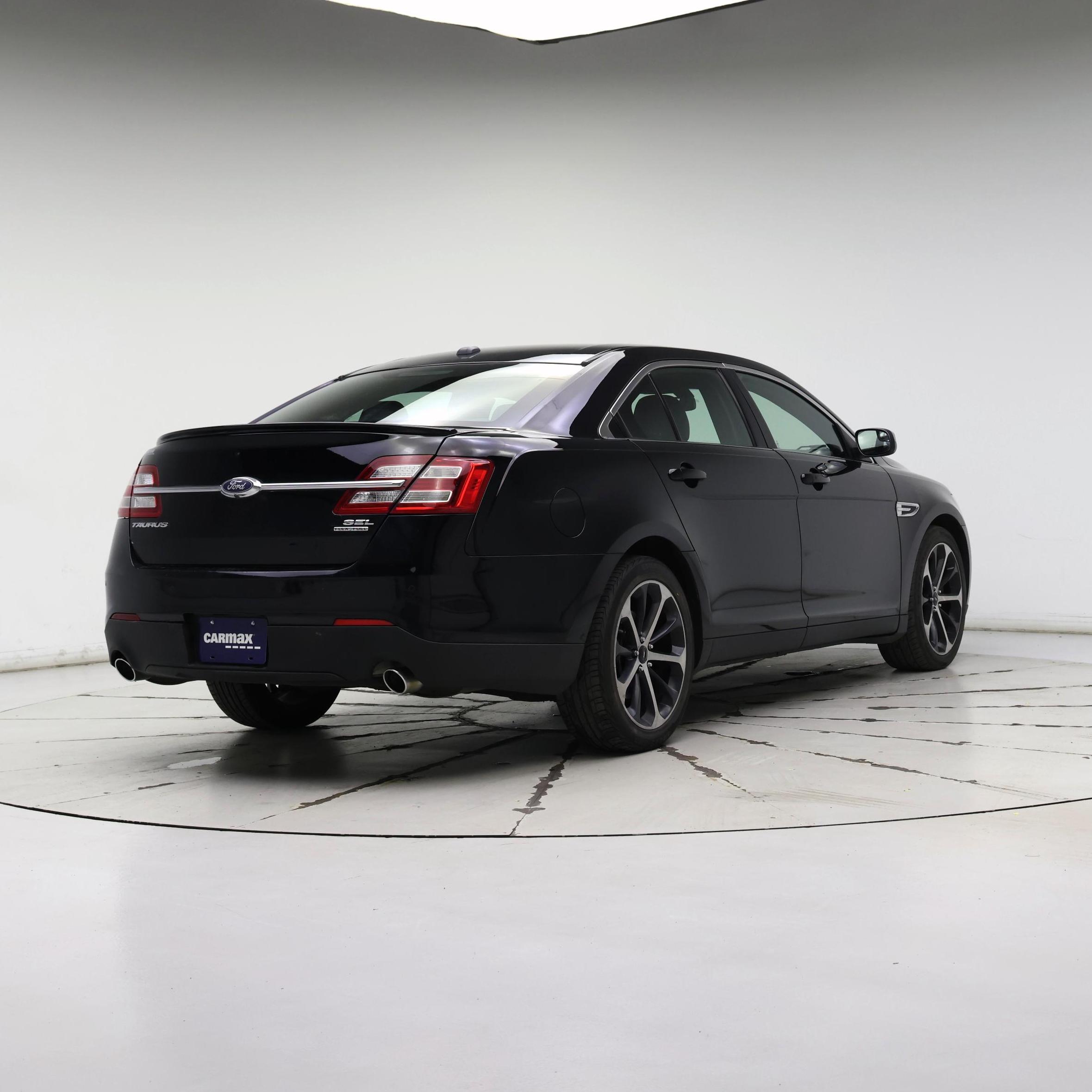 Thumbnail: 2016 Ford Taurus - 8