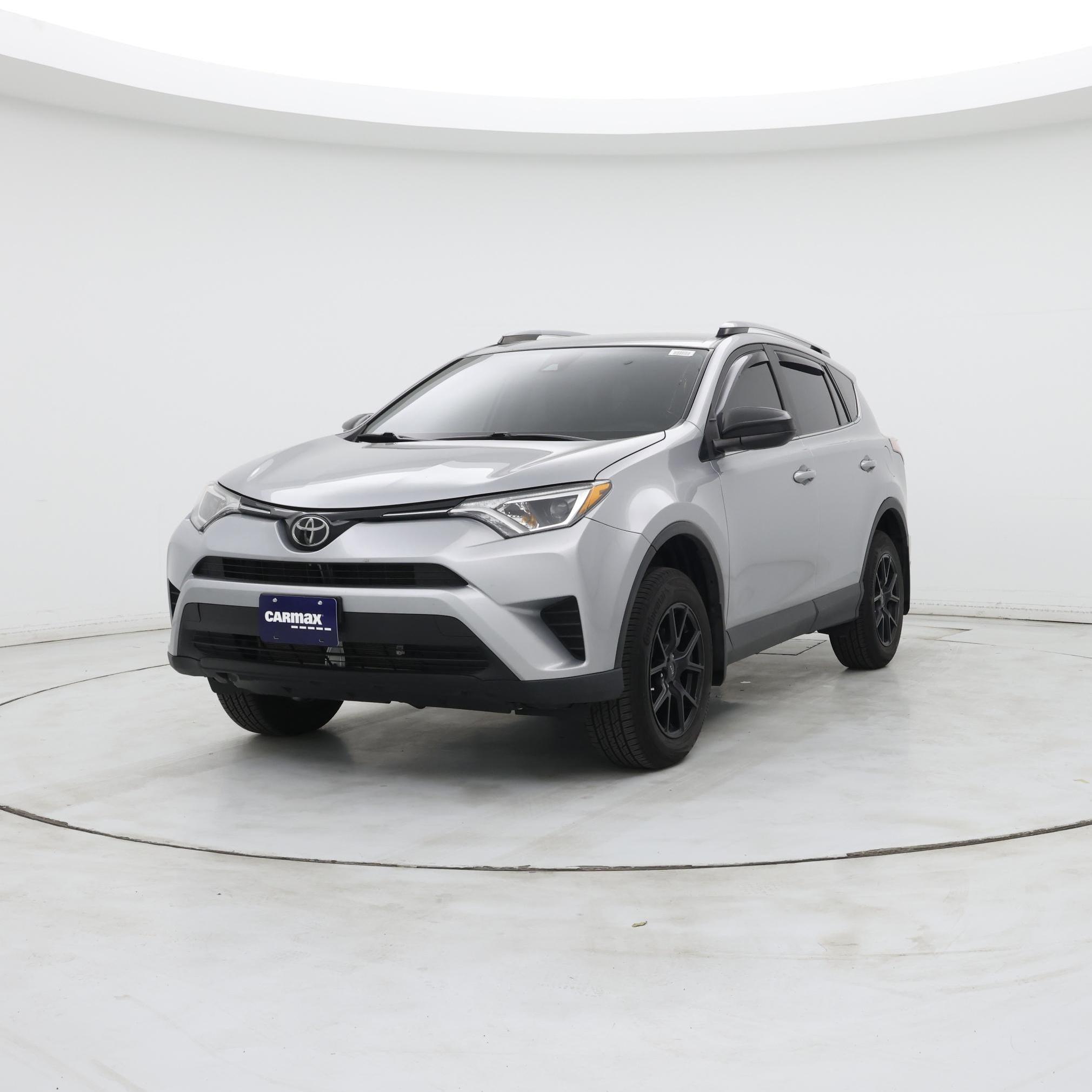 Thumbnail: 2018 Toyota RAV4 - 4