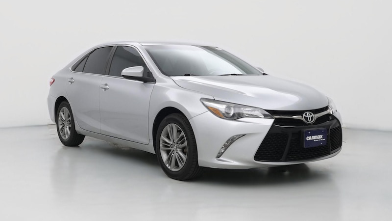 2017 Toyota Camry SE Hero Image