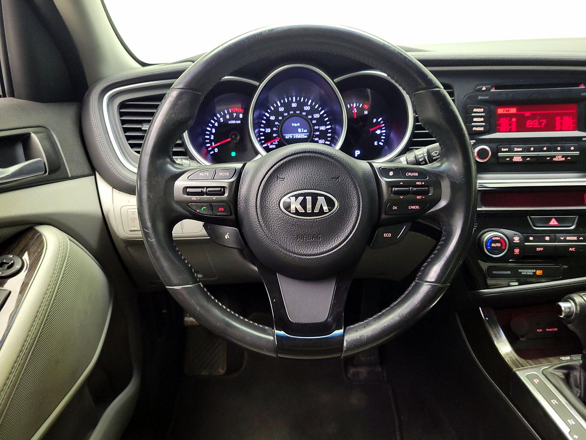 Thumbnail: 2015 Kia Optima - 10